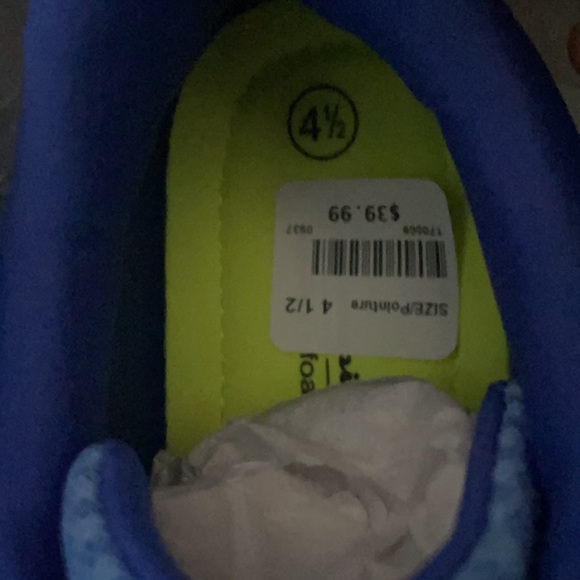 Brand/Champion - Picture 4 of 4